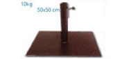 Base para fijar en el suelo de metal de 10 kg. mastil 46/50 mm